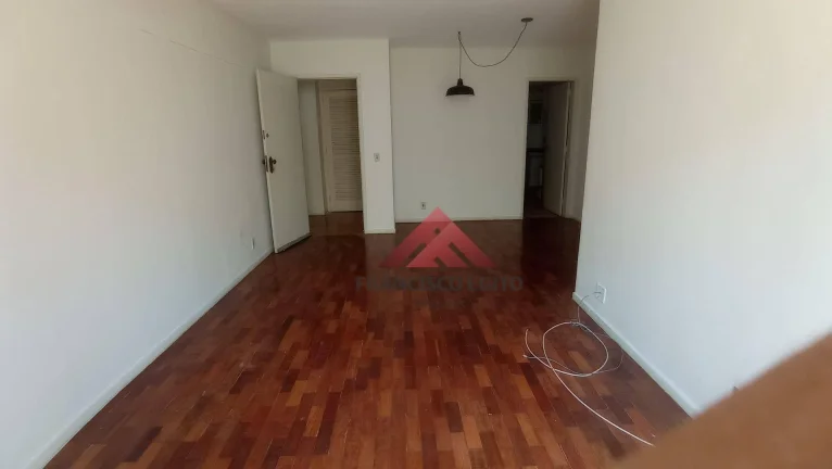 Imagem Apartamento à venda em Santa Rosa, com 2 quartos, 80 m² por R$ 350.000 - Niterói/RJ