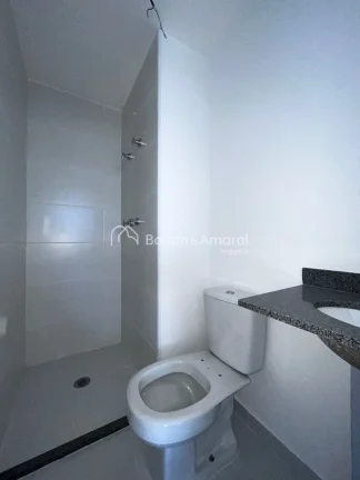 Imagem Duplex com 2 quartos, sendo 1 suíte, 3 banheiros, 2 salas, 2 varandas, 1 terraço, recém entregue,...