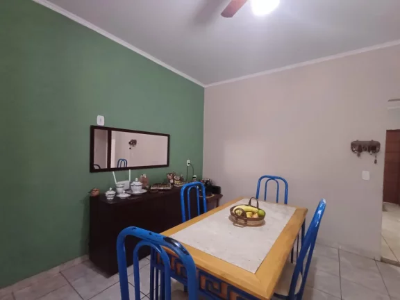 Imagem Casa de vila para venda em São Joaquim com 3 quartos, sendo 1 suíte, 217m2