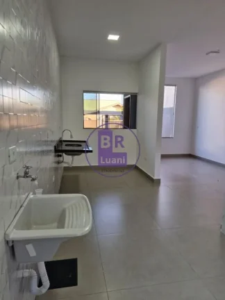 Imagem Linda casa geminada no jardim. Padovani, com excelente acabamento!