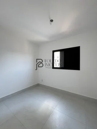Imagem Apartamento 2 Dormitórios sendo 1 suíte a 200 metros do mar no bairro Caiçara - Praia Grande