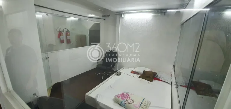 Imagem Sobrado para Venda em São Paulo / SP no bairro Indianópolis