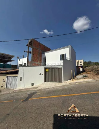 Imagem Casa duplex meio lote Cidade Nova - cod 1540