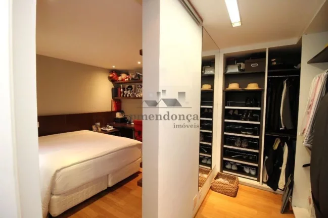 Imagem Apartamento 4 quartos, 3 suites, 5 vagas, 300 m²