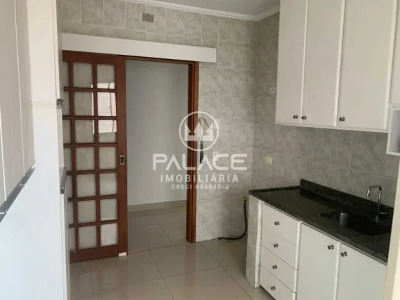 Imagem Excelente apartamento para locação, com localização privilegiada!

 3 dormitórios (2 com armár...