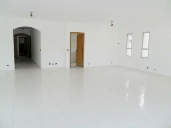 Imagem Praia de Pitangueiras, Altíssimo Padrão, Varanda Espetacular com Vista para o Mar, 2 Garagens, Lazer, 250 m² de área útil.