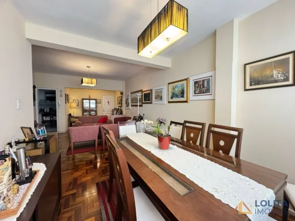 Apartamento à venda, 3 quartos e 1 vaga de garagem no Centro de Florianópolis