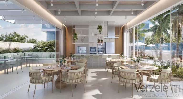 Imagem Apartamento 4 ou + dormitórios para Venda em Balneário Camboriú / SC no bairro Centro