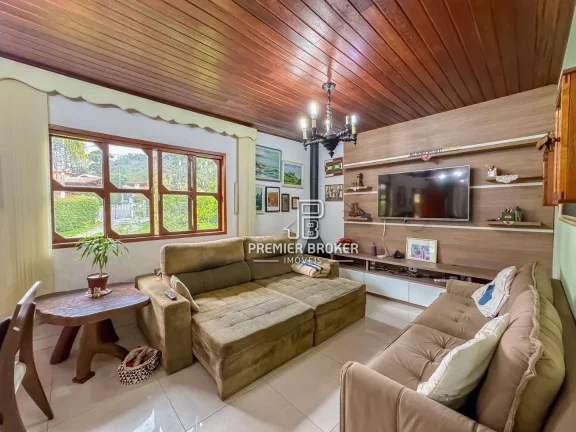 Imagem Casa à venda, 118 m² por R$ 890.000,00 - Albuquerque - Teresópolis/RJ