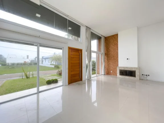 Imagem Casa 3 Dormitórios - Bairro Araçá