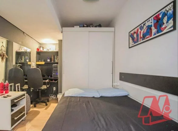 Imagem Térreo de 174 m² com 3 dormitórios, suite,1 vaga e pátio