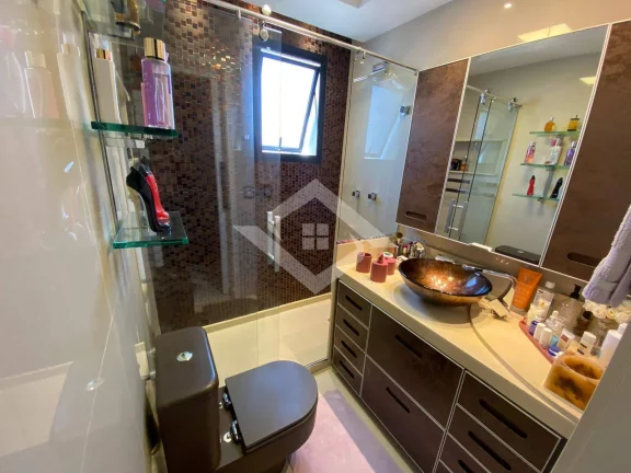 Imagem Apartamento no Waterways Barra da Tijuca: 2 Quartos, Reformado
