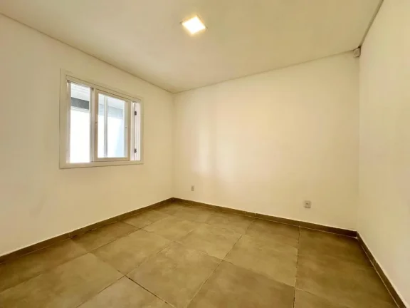 Imagem Casa 3 Dormitórios - Bairro Jardim Beira Mar