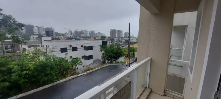 Imagem Casa com 5 suítes e 5 vagas na garagem na Praia dos Amores - Balneário Camboriú/SC