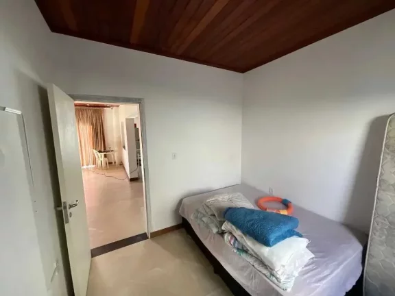 Imagem Chácara com 940m² com casa de 2 dormitórios e 3 vagas - Bairro Sertão do Trombudo/SC