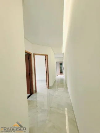 Imagem LINDA CASA À VENDA NO SETOR VERA CRUZ EM APARECIDA