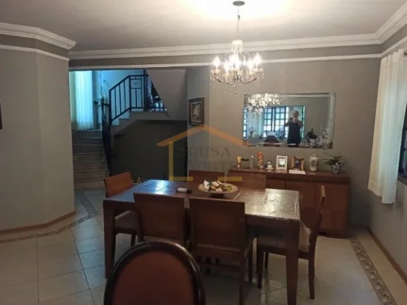 Imagem Casa em condomÃ­nio fechado, 3 dormitÃ³rios, sendo 3 suÃ­tes, todos com armÃ¡rios embutidos, escritÃ...
