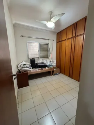 Imagem Apartamento à venda no Condomínio Edifício Arquiteto Wagner Schroden, Centro de Uberaba - 3 Dormitórios e Suíte!