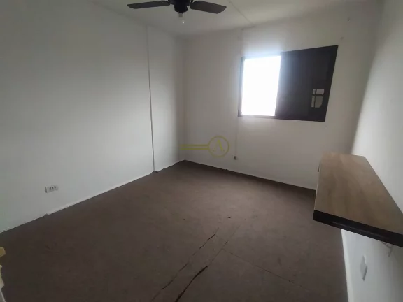 Imagem Apartamento 2 dorms, bem localizado à 300m da Praia á venda em Peruíbe