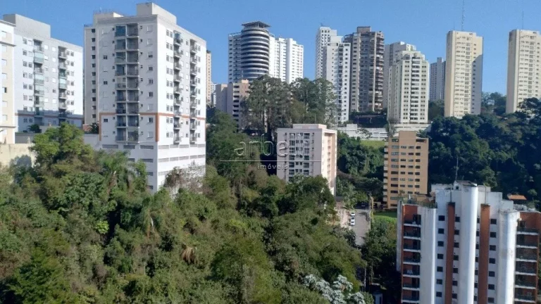 Imagem Excelente Apartamento na Vila Andrade medindo 118m² distribuídos em 03 Dormitórios sendo uma suí...