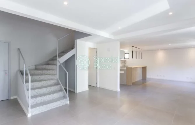 Imagem Duplex reformado em Higienópolis para venda *140m² privativos *2 suites *Closet *Cozinha americana...