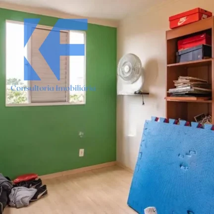 Imagem Apartamento com vista incrível para o bosque nos quartos, sala, cozinha e na varanda. Cozinha e quarto com móveis planejados.