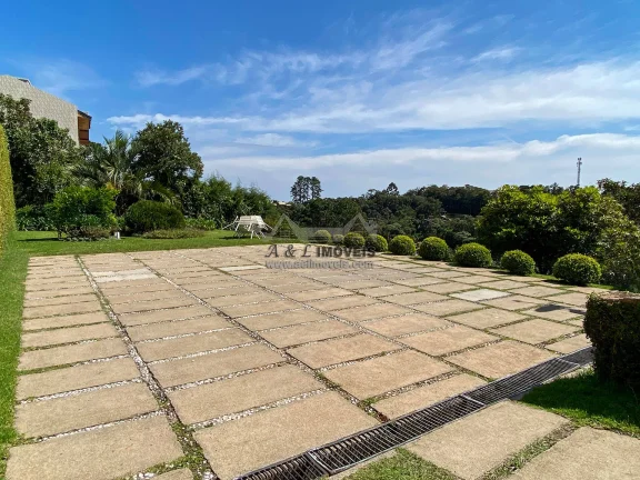 Imagem Casa à venda em Campos do Jordão – Casa com 06 suítes no Alto do Capivari