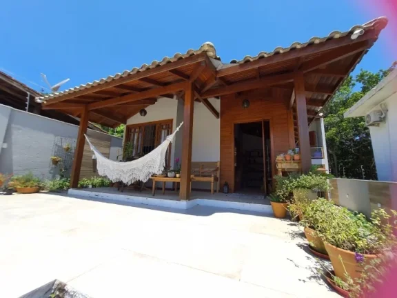 Imagem Casa com 3 dormitórios à venda - Vargem Grande - Florianópolis/SC