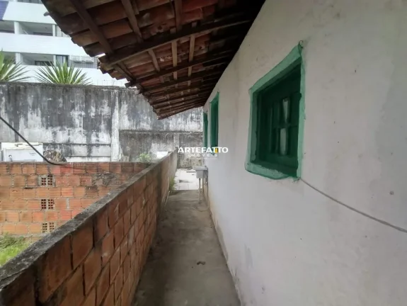 Imagem Casa Grade Ideal para Família Grande e ou Comércio - No Coração do Espinheiro