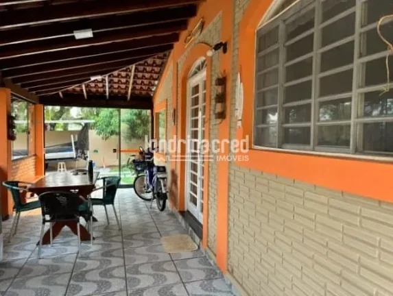 Imagem Chácara de Lazer no Condomínio Riviera do Poente – Alvorada do Sul (PR) com Piscina, Pomar, Segurança 24h e Infraestrutura Completa para Seu Bem-Estar!