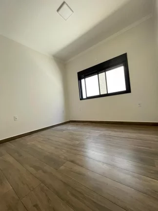 Imagem VENDE-SE BELISSIMA CASA NO PIRATININGA 1