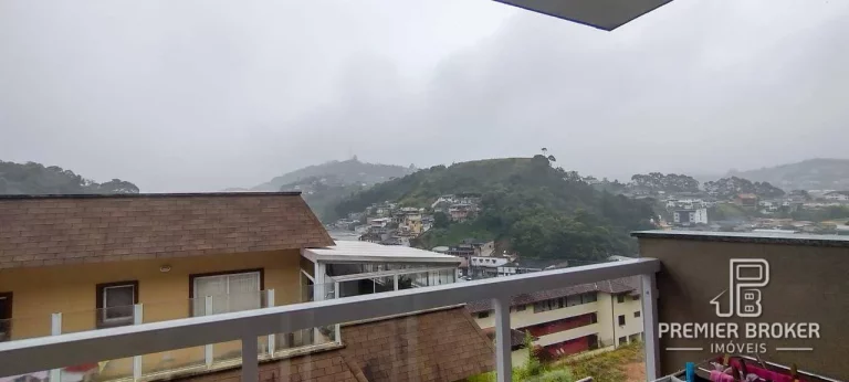 Imagem Apartamento à venda, 46 m² por R$ 315.000,00 - Várzea - Teresópolis/RJ