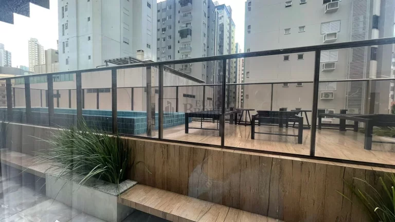 Imagem Apartamento Quadra Mar com 03 dormitórios à venda no Centro de Balneário Cambori