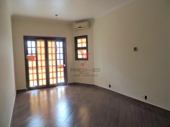 Imagem Casa com 3 suítes, 3 vagas de garagem. Imóvel de alto padrão no portal daa colinas