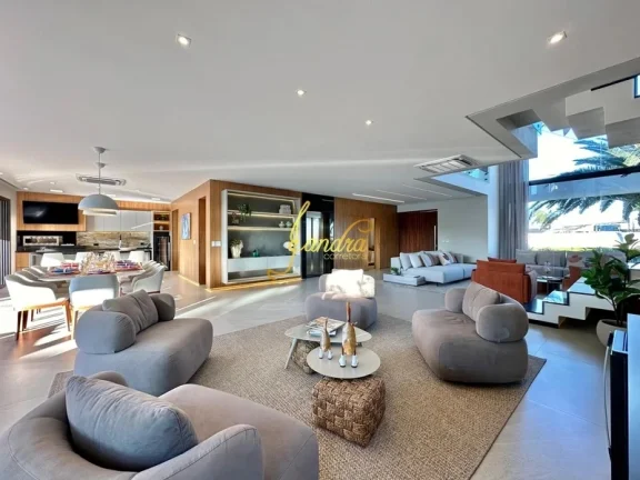 Imagem Sobrado Beira Lago, mobiliado e decorado com 05 suítes sacada/piscina