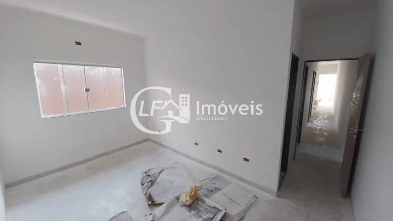 Imagem Casa Com Dois Quartos Mais uma Suite