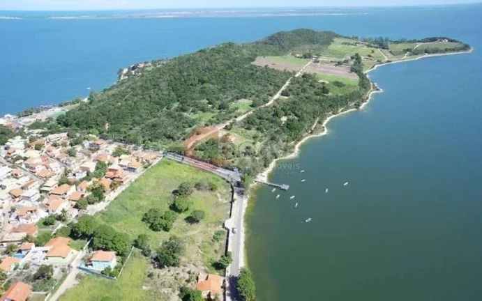 Imagem Terreno a venda com 15.990 m² - Praia do Sudoeste - São Pedro da Aldeia