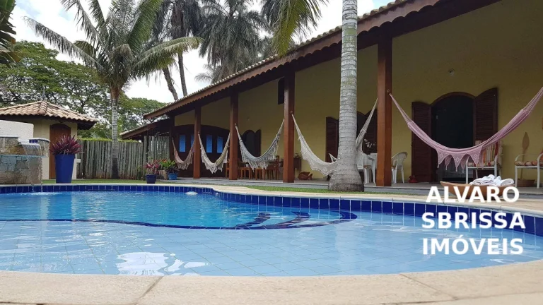 Imagem Linda casa de campo térrea em condomínio fechado em Itu, a apenas 100 km de São Paulo, com infraestrutura completa de lazer segurança