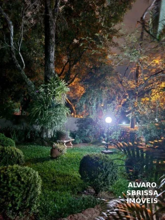 Imagem Casa Assobradada com Charme Arquitetônico em Itu/SP