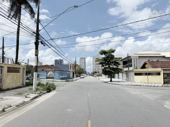 Imagem Conforto e Privacidade em Condomínio Fechado a Poucos Minutos da Praia