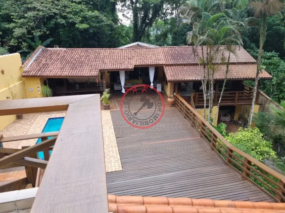 Imagem Casa ampla , estilo colonial ,com 5 suítes , piscina, sauna casa de caseiro , área gourmet , junto a natureza