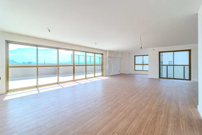 COBERTURA LINEAR na BARRA DA TIJUCA com 4 SUÍTES - valor promocional - Rio de Janeiro, RJ