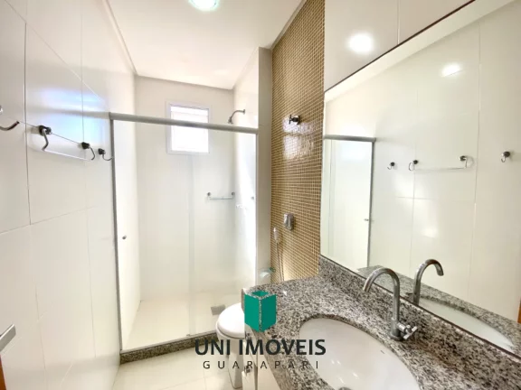 Imagem Paraíso à Beira-Mar! Espetacular Apartamento de 3 Quartos com Vista Panorâmica da Praia do Morro