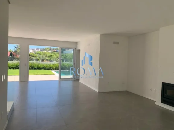 Imagem Casa em Condomínio 4 dormitórios à venda Tomazetti Santa Maria/RS