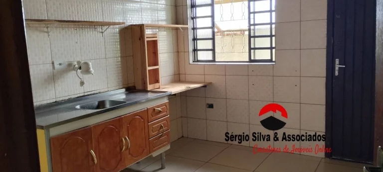 Imagem Casa para Locação Anual Localizado no Bairro Vila Sumaré em Campos do Jordã