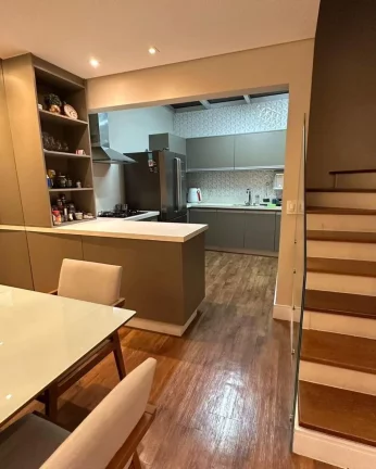 Imagem Sobrado em Condomínio com 3Dorms(1suíte) Parque dos Príncipes!!