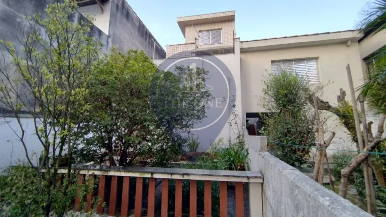 Imagem Imóvel Espaçoso na Penha de França: Casa com 3 Quartos, 2 Salas e 2 Vagas de Garagem em São Paulo-SP!