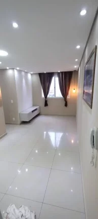 Imagem Apartamento com 2 dormitórios para alugar, 44 m² por R$ 2.260,00/mês - Parque São Vicente - Mauá/SP