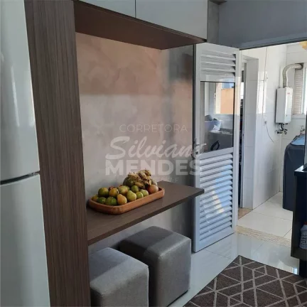 Imagem Lindo Apartamento com 108 m² no Edifício Athenas