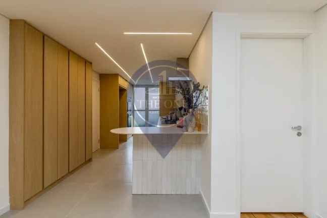 Imagem Apartamento de luxo no Jardim Paulista: 3 quartos, 3 suítes, 2 salas, 2 banheiros, 1 vaga, 141,32 m² - São Paulo-SP.
